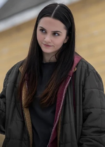 Julie Matthews